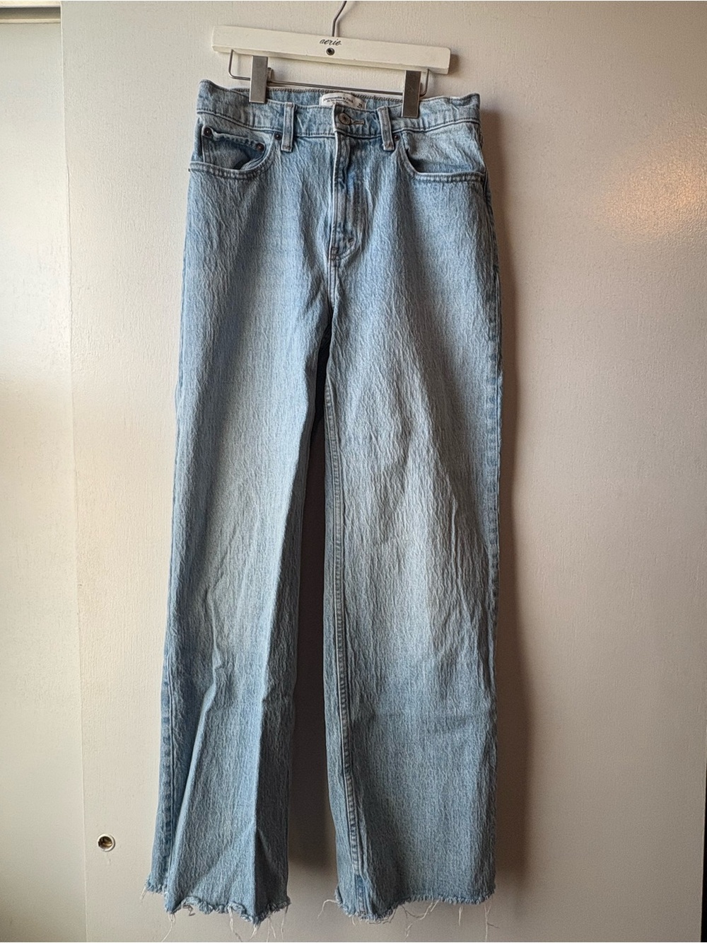 Abercrombie & Fitch Light Blue High-Rise Wide Leg Jeans